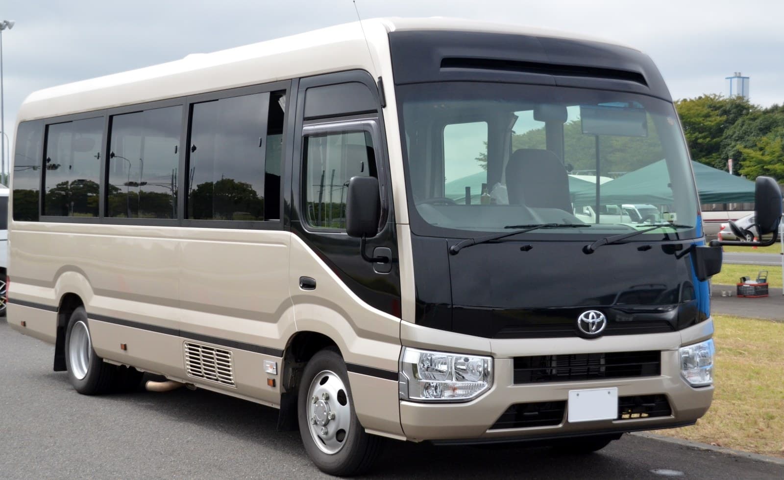 Minibüs sınıfı araç için temsilî görsel